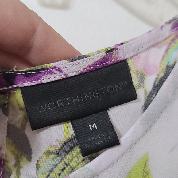 Sleeveless Hummingbird Blouse|Women's Medium|Black Lace, Purple and Green Detail - Picture 4 of 5